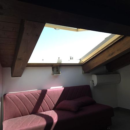 San Nicolo Holiday Home مونتالبانو إليكونا الغرفة الصورة
