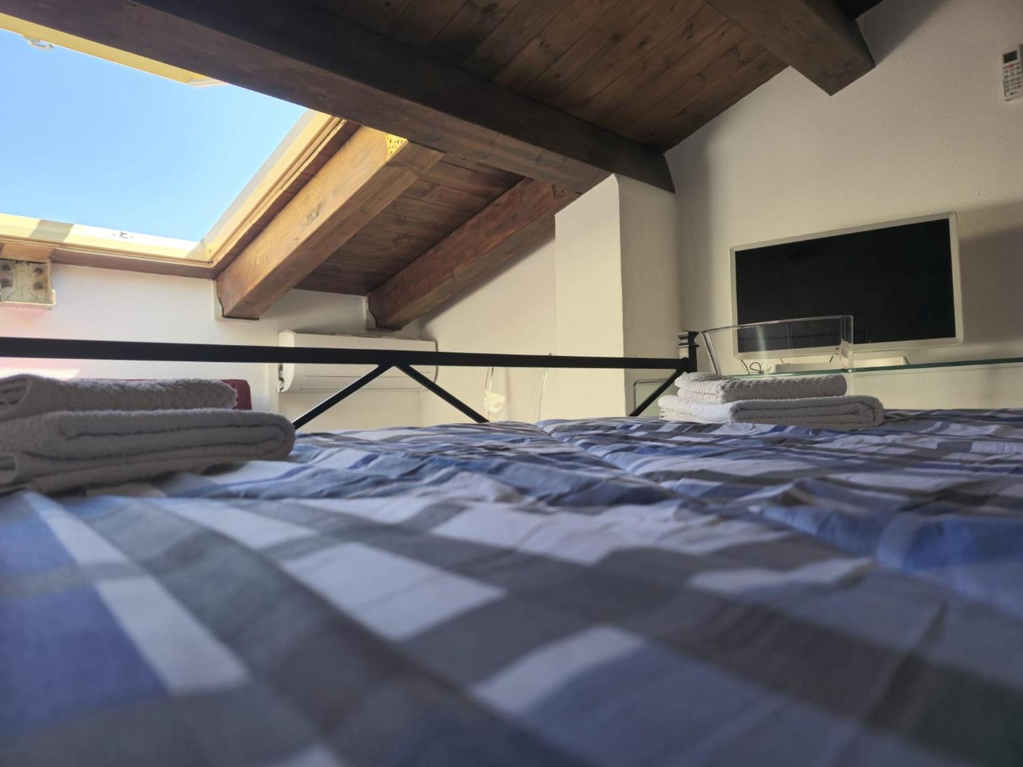 San Nicolo Holiday Home مونتالبانو إليكونا الغرفة الصورة